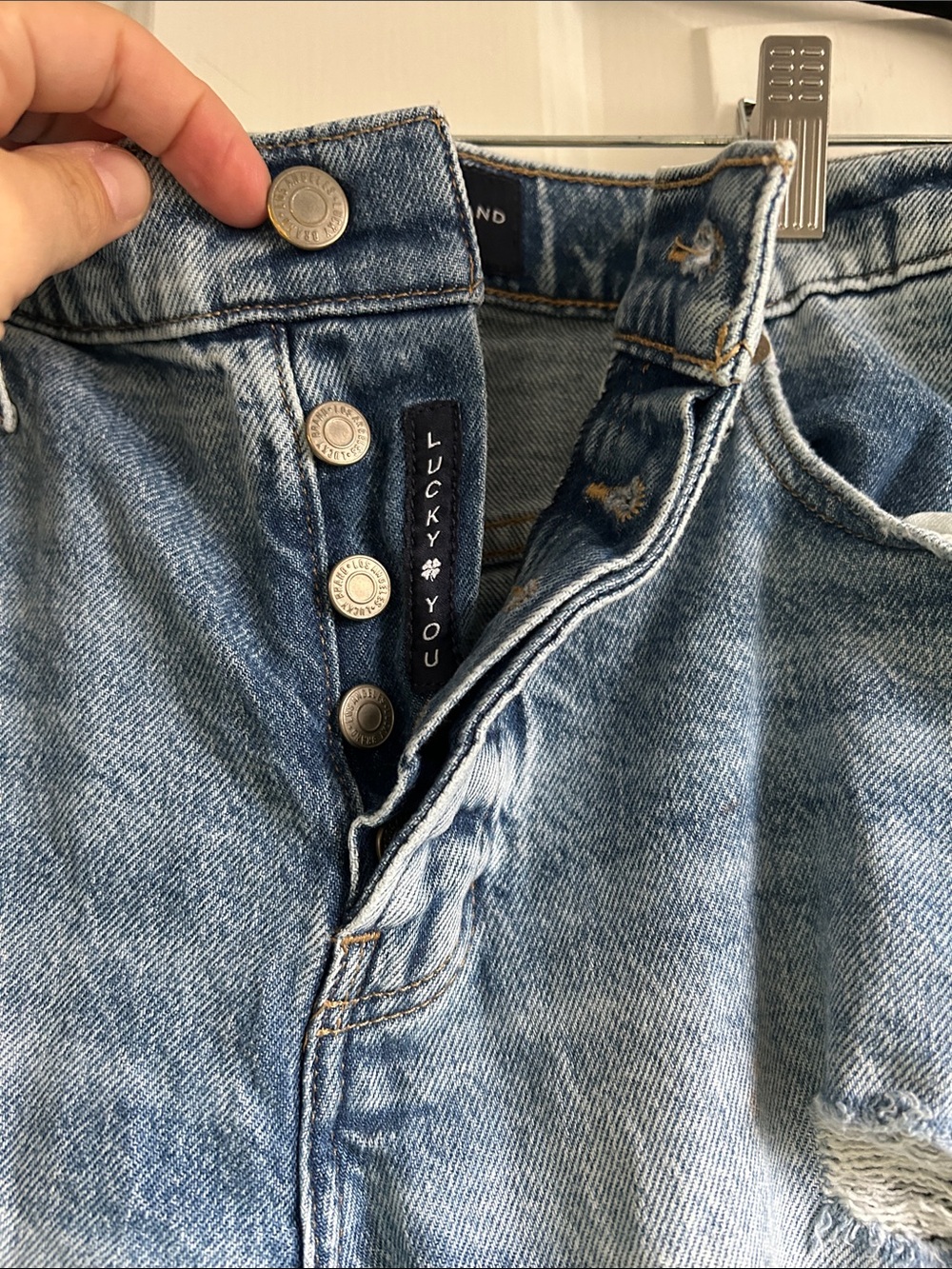 Lucky Brand Light Blue Denim Jeans - Picture 3 of 5